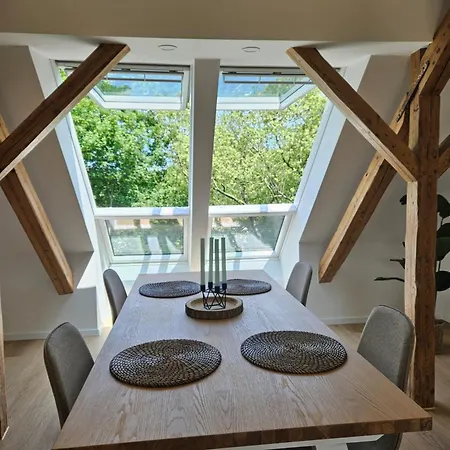 Apartment Treehouse Penthouse Uniklinik *